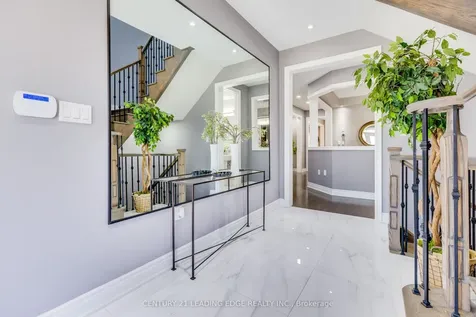 228 Fleetwood Drive Oshawa ON L1K 3E7