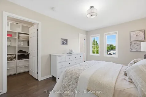 75 Magpie Way Whitby ON L1N 0K5