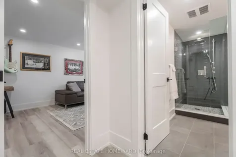 27 Avalon Boulevard Toronto ON M1N 3J1