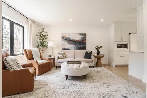 27 Avalon Boulevard Toronto ON M1N 3J1