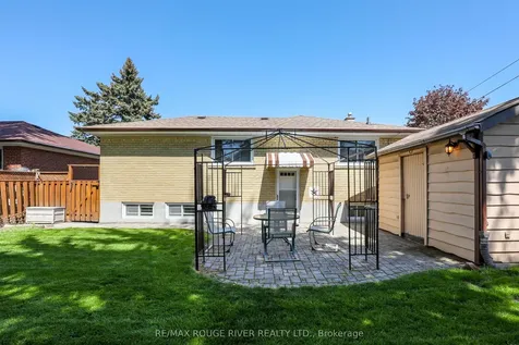14 Farmbrook Road Toronto ON M1J 2S4