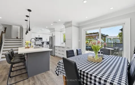 97 Clover Ridge Drive E Ajax ON L1S 1H1