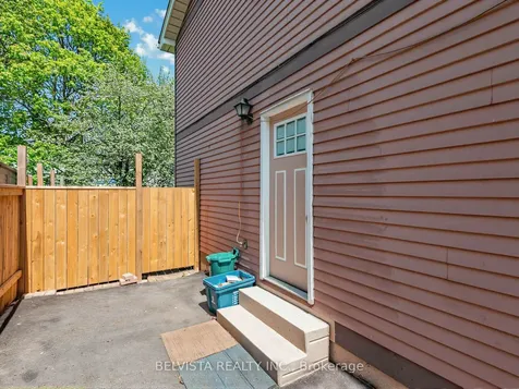 1457 Wecker Drive Oshawa ON L1J 6N1