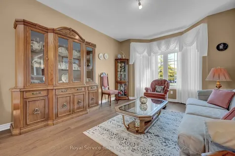 18 Dolan Court Clarington ON L1C 5P7