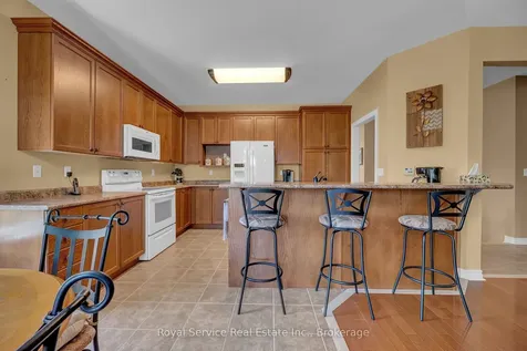 18 Dolan Court Clarington ON L1C 5P7