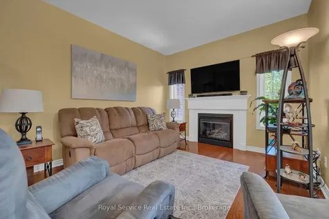 18 Dolan Court Clarington ON L1C 5P7