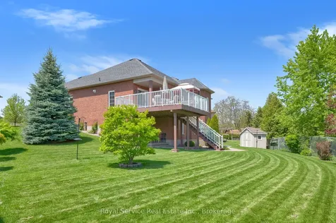 18 Dolan Court Clarington ON L1C 5P7