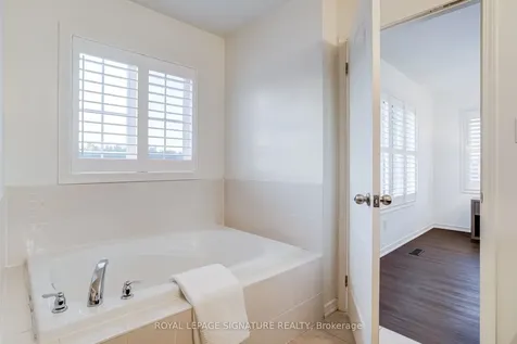 60 Ross Wright Avenue Clarington ON L1C 3K7
