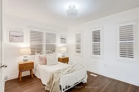 60 Ross Wright Avenue Clarington ON L1C 3K7