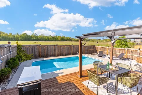60 Ross Wright Avenue Clarington ON L1C 3K7