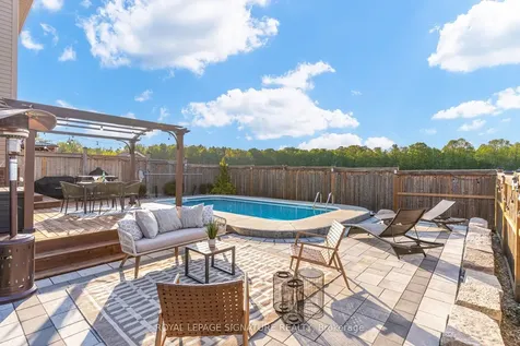 60 Ross Wright Avenue Clarington ON L1C 3K7