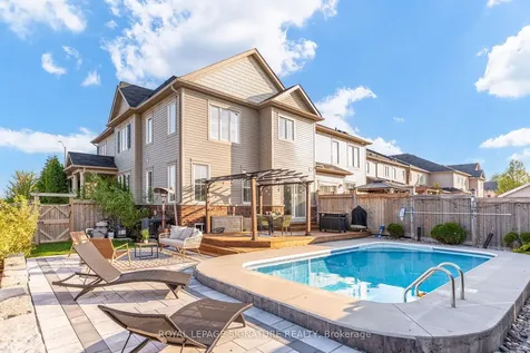 60 Ross Wright Avenue Clarington ON L1C 3K7