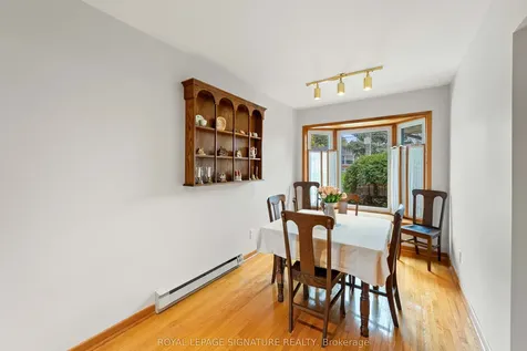 16 Shrewsbury Square Toronto ON M1T 1L2