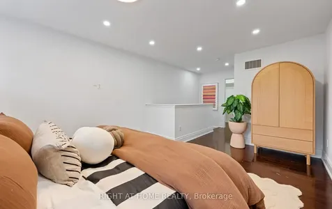 50 Mendelssohn Street Toronto ON M1L 0G8