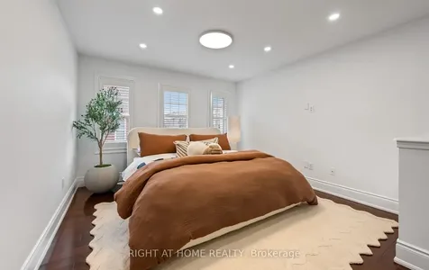 50 Mendelssohn Street Toronto ON M1L 0G8