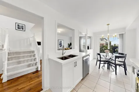 27 Robideau Place Whitby ON L1R 3G6