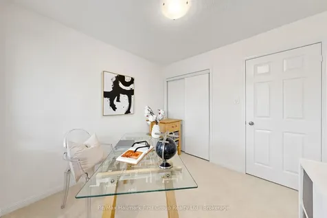 27 Robideau Place Whitby ON L1R 3G6