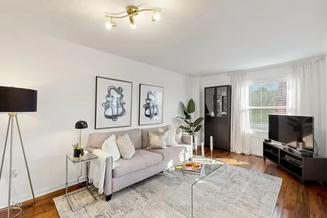 27 Robideau Place Whitby ON L1R 3G6