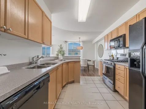 1797 Queen Street E Toronto ON M4L 3Y5