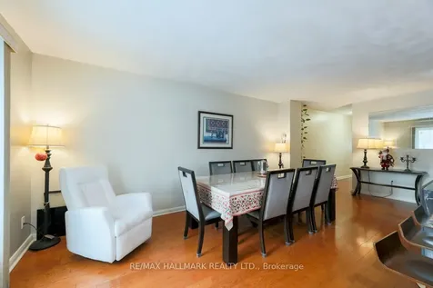 12 Trinnell Boulevard Toronto ON M1L 1S7