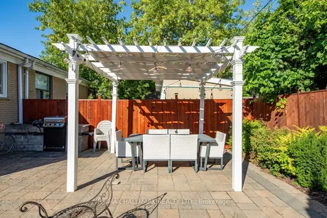 12 Trinnell Boulevard Toronto ON M1L 1S7