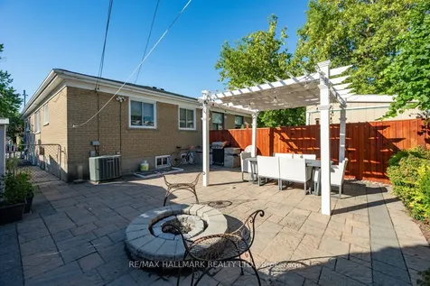 12 Trinnell Boulevard Toronto ON M1L 1S7