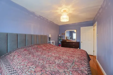 12 Trinnell Boulevard Toronto ON M1L 1S7