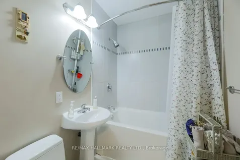 12 Trinnell Boulevard Toronto ON M1L 1S7