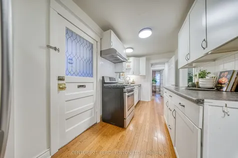 10 Redwood Avenue Toronto ON M4L 2S6