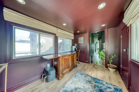 10 Redwood Avenue Toronto ON M4L 2S6