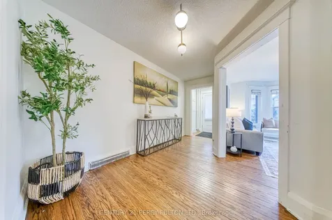 10 Redwood Avenue Toronto ON M4L 2S6