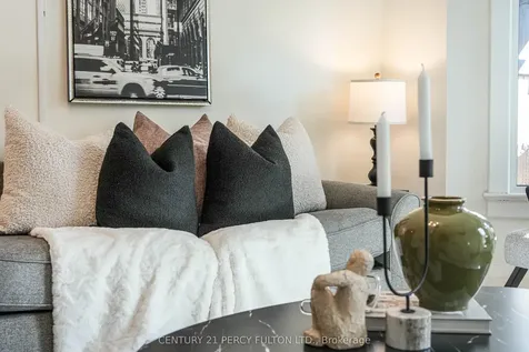 10 Redwood Avenue Toronto ON M4L 2S6