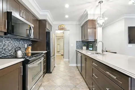 10 Mendelssohn Street Toronto ON M1L 0G7