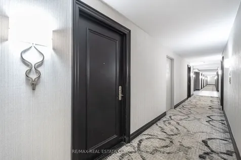 61 Town Centre Court Toronto ON M1P 5C5