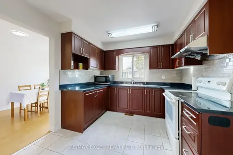 24 Fundy Bay Boulevard Toronto ON M1W 3A4