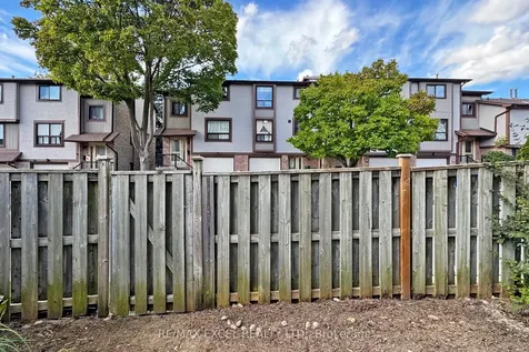 24 Fundy Bay Boulevard Toronto ON M1W 3A4