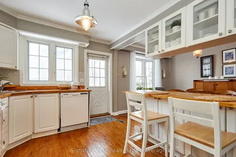 115 Toynbee Trail Toronto ON M1E 1G5