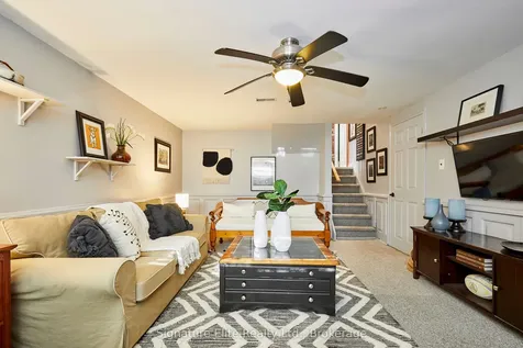 115 Toynbee Trail Toronto ON M1E 1G5