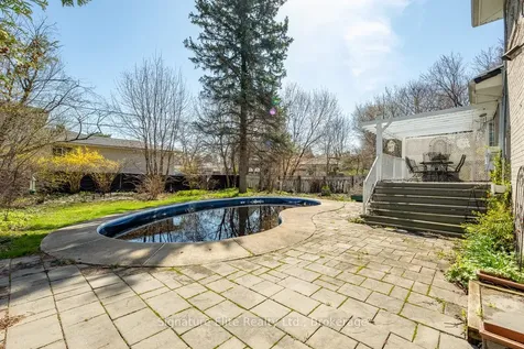 115 Toynbee Trail Toronto ON M1E 1G5