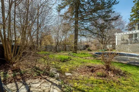115 Toynbee Trail Toronto ON M1E 1G5