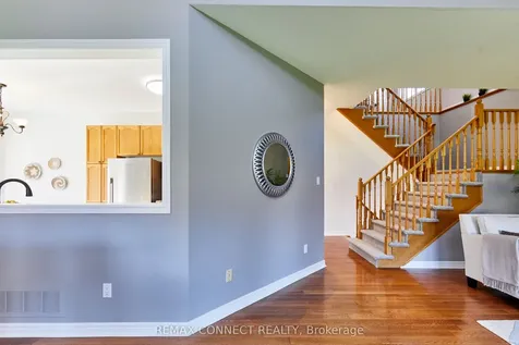 304 Waterbury Crescent Scugog ON L9L 1S2