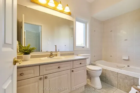 304 Waterbury Crescent Scugog ON L9L 1S2