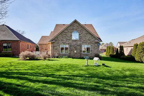 304 Waterbury Crescent Scugog ON L9L 1S2