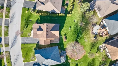 304 Waterbury Crescent Scugog ON L9L 1S2