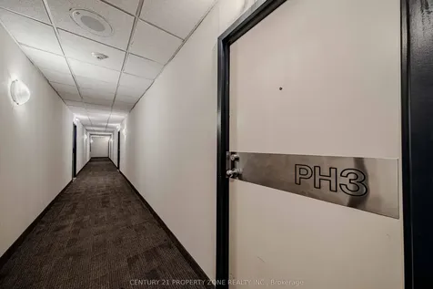 2466 Eglinton Avenue E Toronto ON M1K 5J8