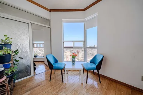 2466 Eglinton Avenue E Toronto ON M1K 5J8