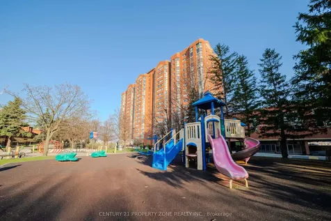 2466 Eglinton Avenue E Toronto ON M1K 5J8