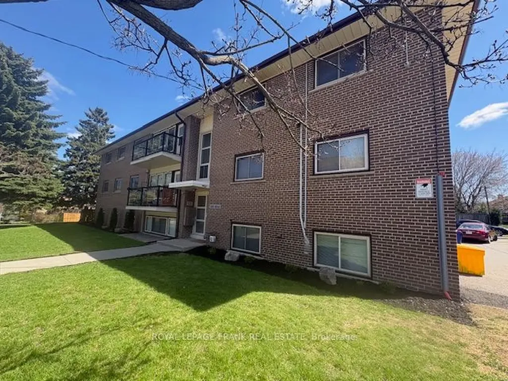300 Athol Street Whitby ON L1N 3Z4