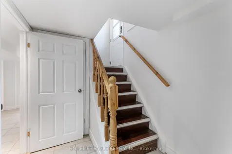 20 Maywood Park Toronto ON M1K 2G8