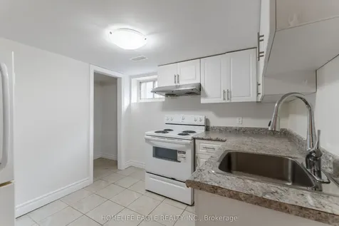 20 Maywood Park Toronto ON M1K 2G8